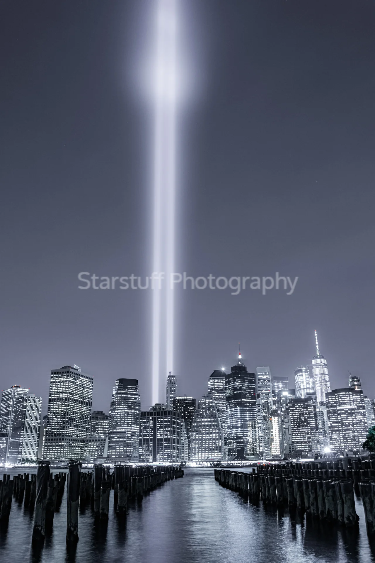 freedom light towers yellow only.jpg